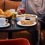 Hotel Le 12 4*